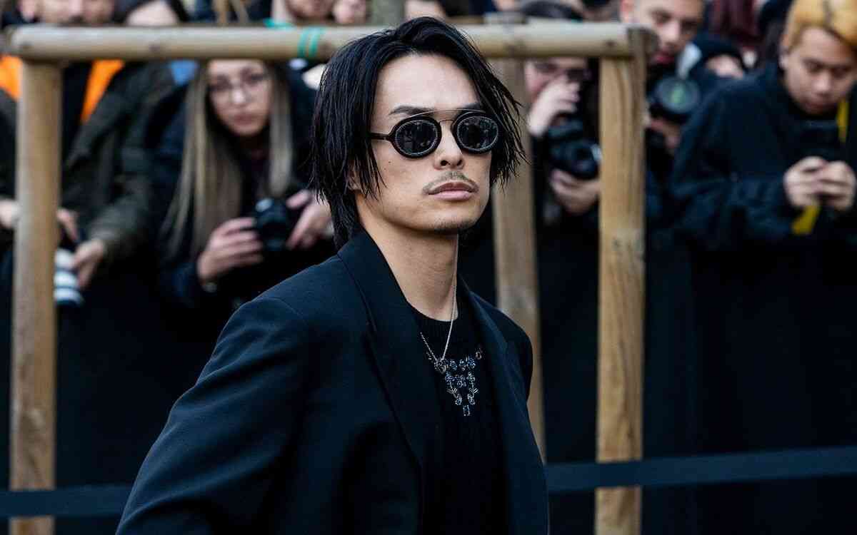 なぜ極秘婚の直後に“タクシー暴行事件”を…三代目JSB今市隆二（39）が暴挙に及んだ「本当の理由」と「結婚相手の意外な素顔」 | 文春オンライン