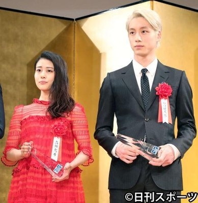 高畑充希、坂口健太郎そろって登壇「仲良くしてる」