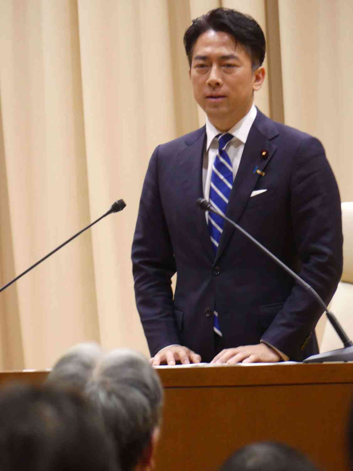独特“進次郎ワード”で…小泉進次郎農相「立場の違う声を抱きしめて１つに」自民党の結束訴える（日刊スポーツ） - Yahoo!ニュース