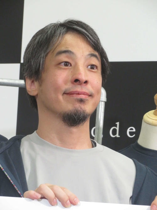 ひろゆき氏がタバコをやめない理由「人類タバコ吸い始め1000年以上、肺がんで死んだ人は…」 - 芸能 : 日刊スポーツ