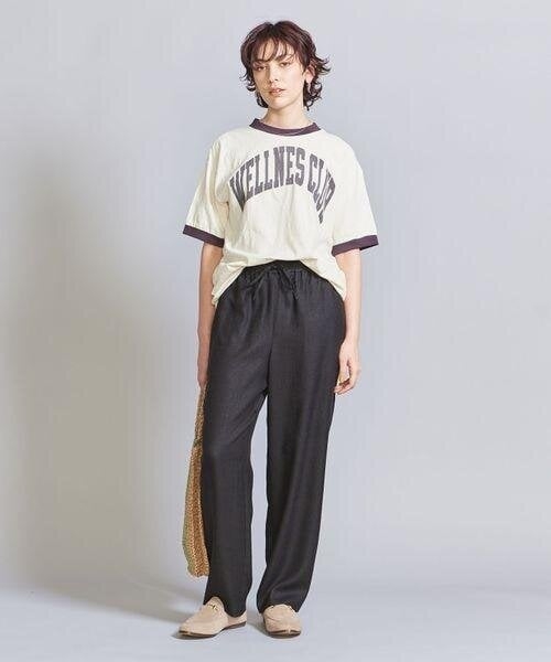 「Tシャツの裾をインする」のはダサい? ダサくない? 若者たちが先輩世代のファッションに“逆張り”する理由