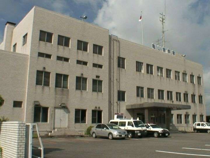 “ノーヘル”でナンバーもなく…原付バイクを運転の14歳男子中学生 職務質問から逃走図って衝突事故起こしケガ | 東海テレビNEWS