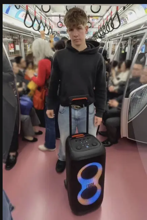 野口健氏「この場にいたら殴ってしまうかも」電車内生配信外国人、注意した高齢者に暴行動画拡散