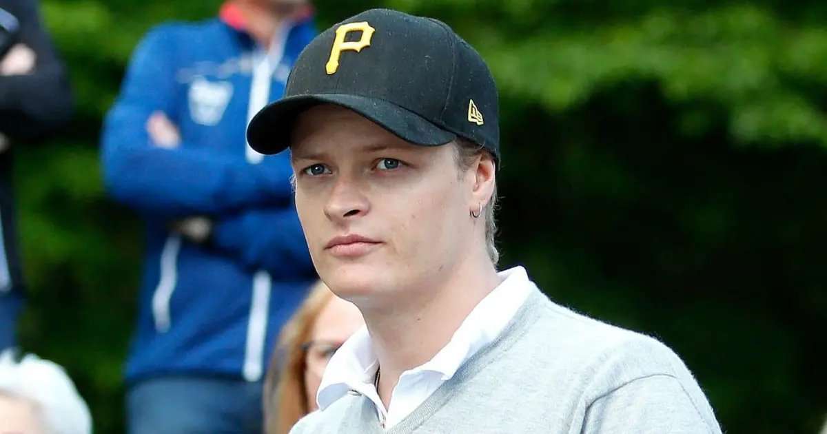 皇太子妃の長男「リトル・マリウス」の転落「愛すべき象徴が今や犯罪の象徴」ノルウェー王室を揺るがす32件起訴の衝撃