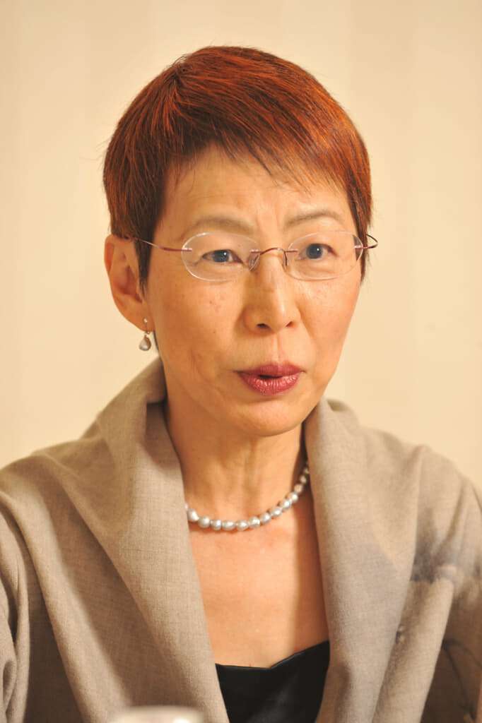 「お先にどうぞ」エレベーターで2人きりになった女性に警戒された…「怪しい男じゃないのに!」大人の対応は?