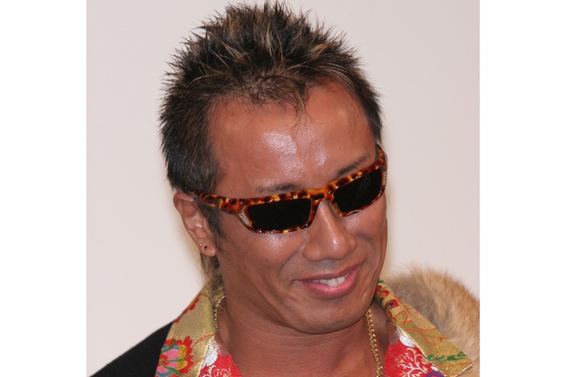 長渕剛に浮上する“40才年下元モデル女性”の影　妻・志穂美悦子が胸中を明かす「37年間、何があっても支えてきました」【全文公開・後編】 (1/3)| 女性セブンプラス