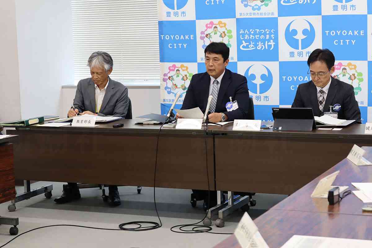 「スマホを長時間使用する子どもは前頭前野の体積が…」　豊明市長の「スマホは1日2時間以内」条例は「医学的に理にかなっている」 | デイリー新潮