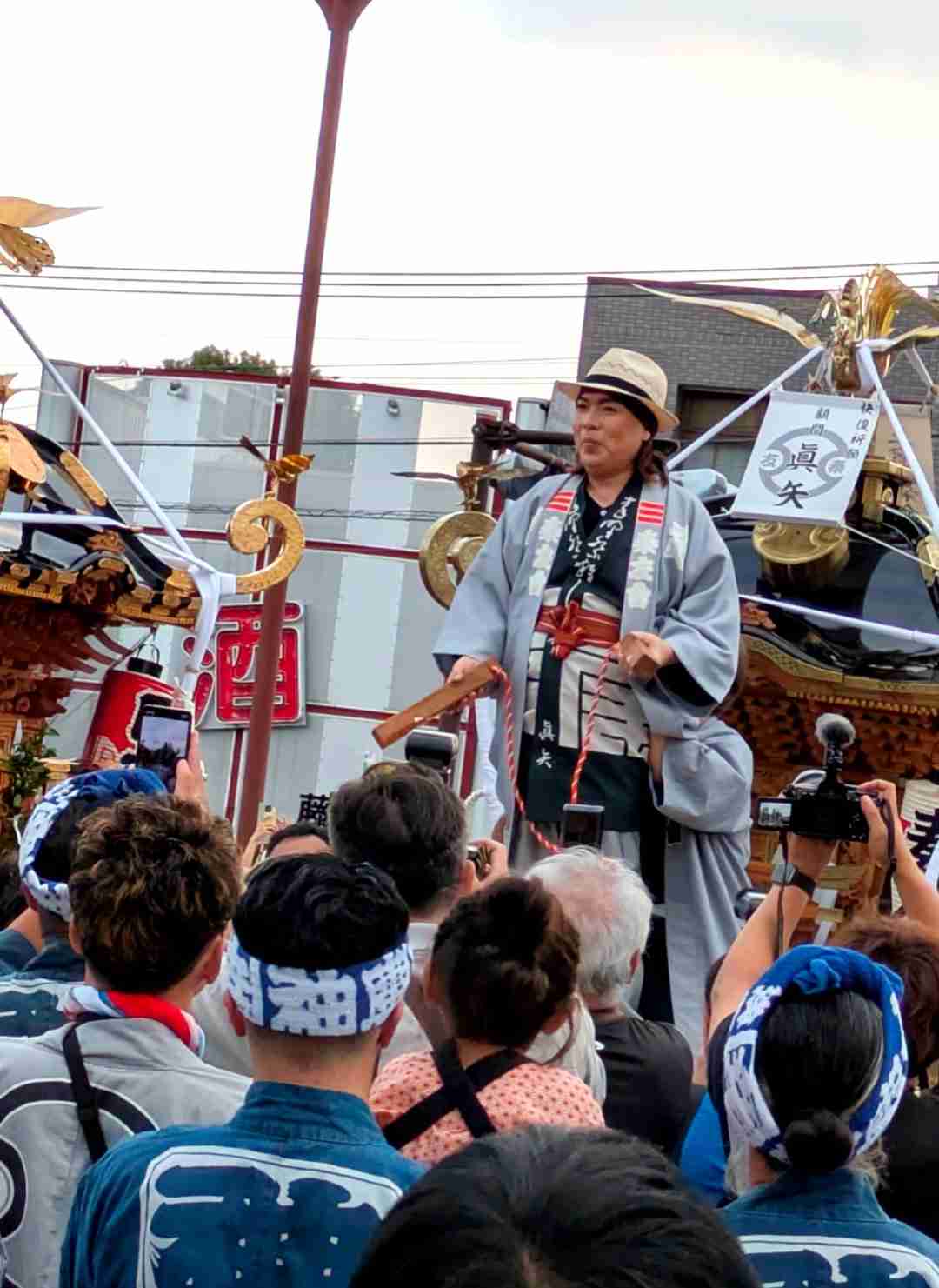 真矢　脳腫瘍公表後、初の公の場　「真矢」コールの中、車椅子で…「この通り元気、必ず復活するんで」