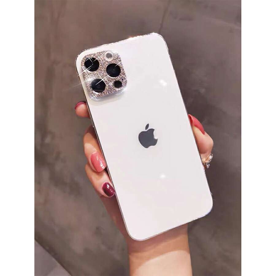 アップルがiPhone 17を発表！価格は12万9800円〜、　薄型Airも登場－AirPodsには翻訳機能