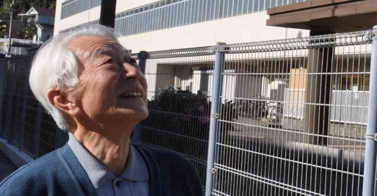 植松聖被告はいま（１）「人は働けなくなったら死ぬべき」 | 社会 | カナロコ by 神奈川新聞