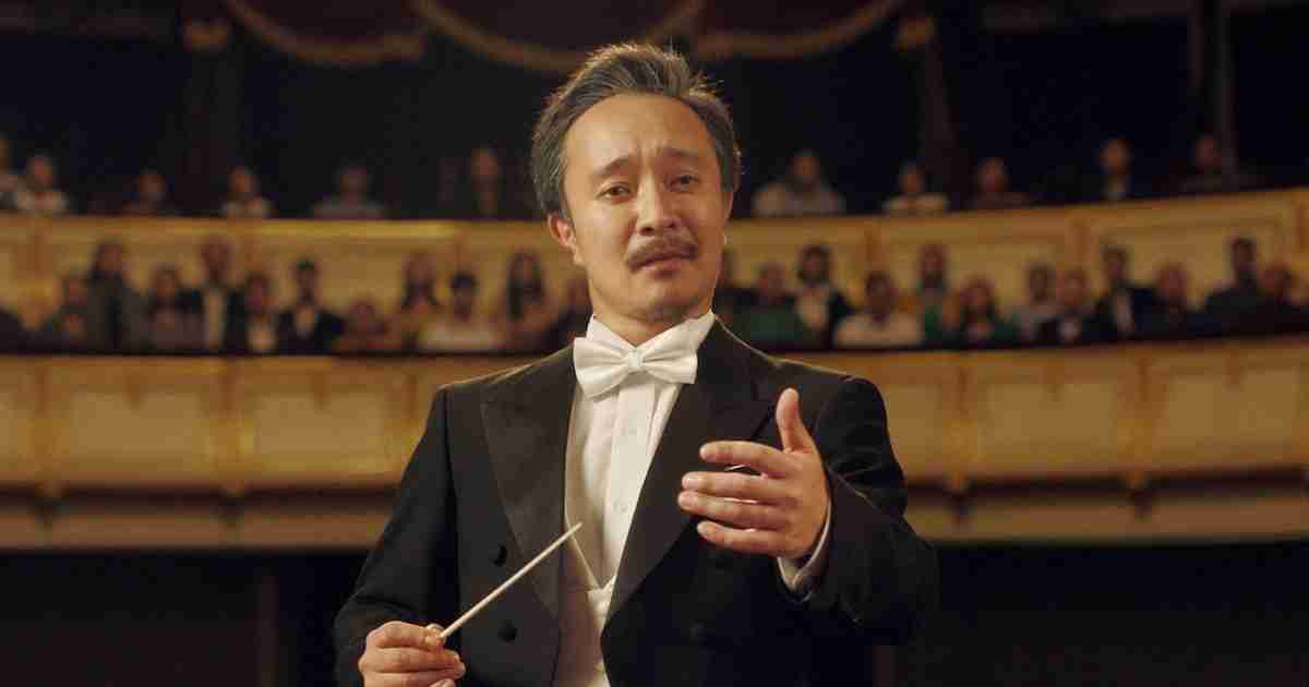 濱田岳が指揮者役、比嘉愛未も共演するドラマOA　ベトナムのオーケストラ再建描く物語（コメントあり / 写真10枚） - 映画ナタリー