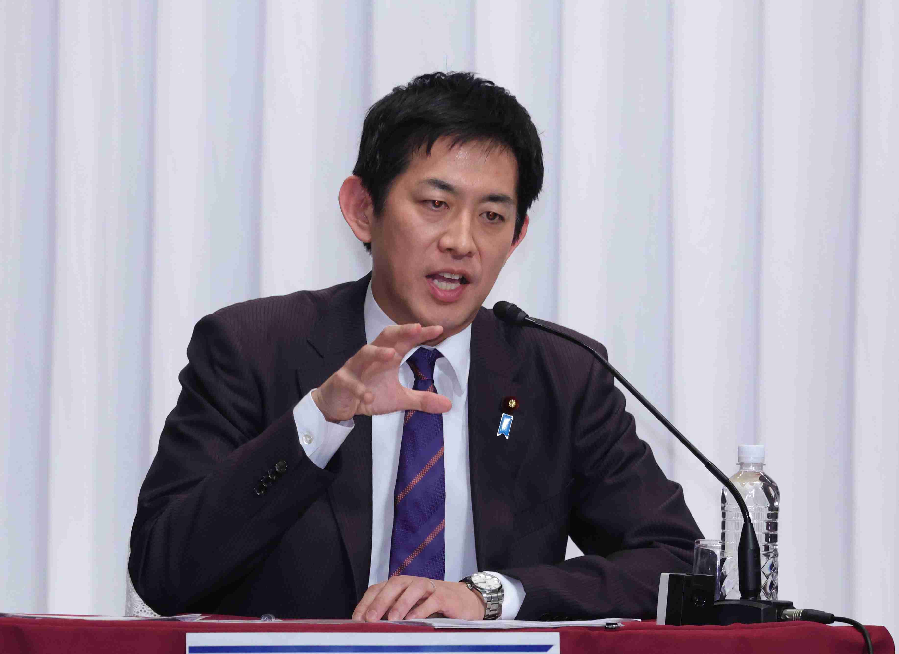 総裁5候補「違法外国人ゼロ」「不法滞在取り締まり」「中長期ビジョンを」移民政策に反対
