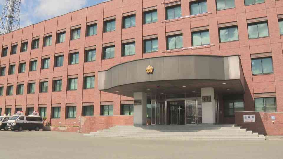 20代女性が彼氏と帰宅すると「玄関ドアから男が出て来た」見知らぬ男と鉢合わせ　彼氏が53歳男を取り押さえる　北海道旭川市（HBCニュース北海道） - Yahoo!ニュース