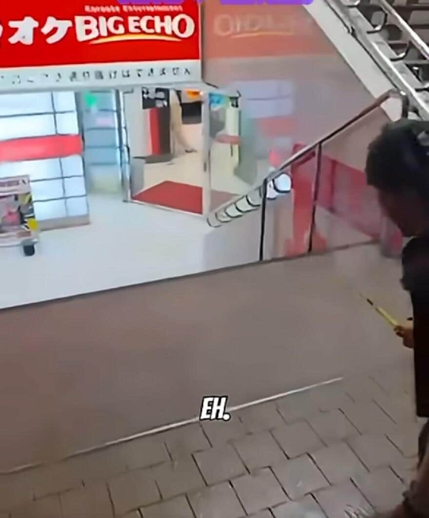 電車内で乗客突き飛ばし、カラオケ店に花火向け大騒ぎ 外国人の動画配信に批判、JR九州「迷惑行為は止めて」