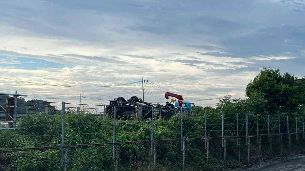「車が横転していた」東北自動車道下り線で大型トラックと乗用車2台の事故 1人死亡 2人けが 栃木IC～栃木都賀JTCの間で通行止め | TBS NEWS DIG