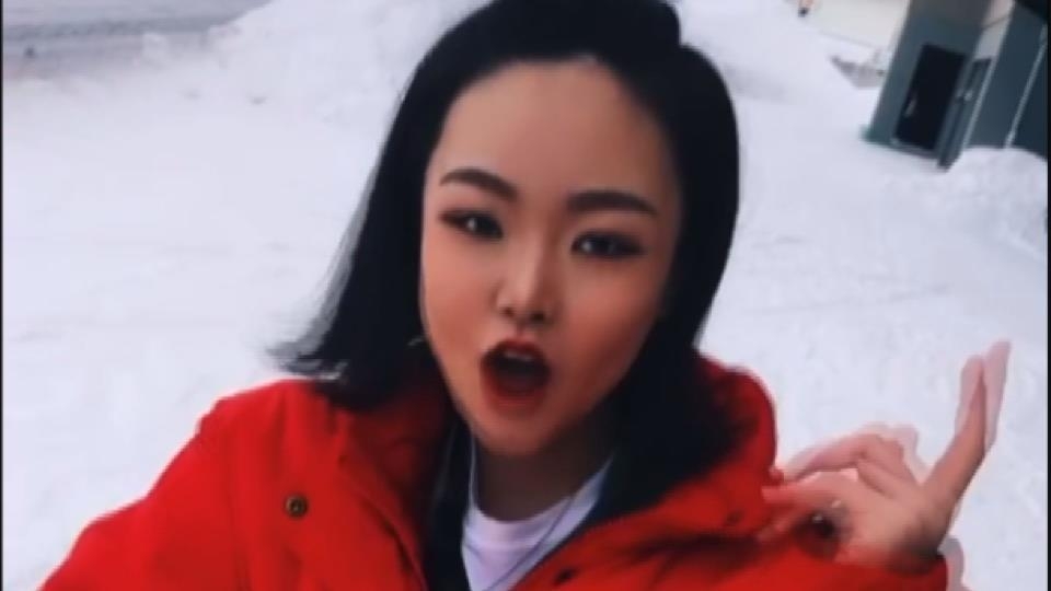 漫画家・倉田真由美氏に男性弁護士が「セクハラ告発」！“元エンタ芸人”“現職国会議員”まで参戦の混沌ぶり