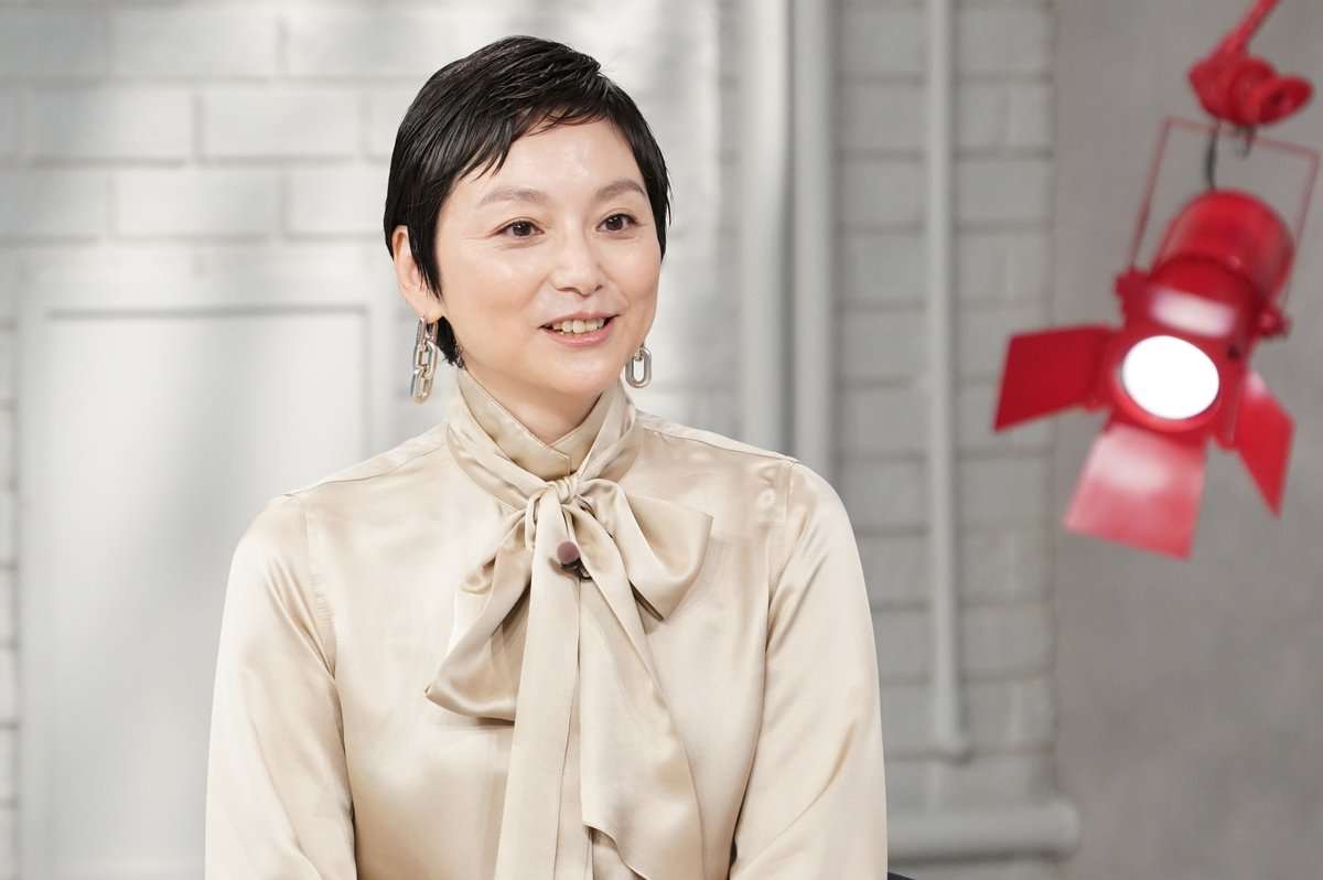 人気絶頂時に〝18歳差〟婚で芸能活動一時休止…50歳〝癒やし系女優〟の近影に反響「久しぶりだけど今も素敵」「肌美しすぎる」