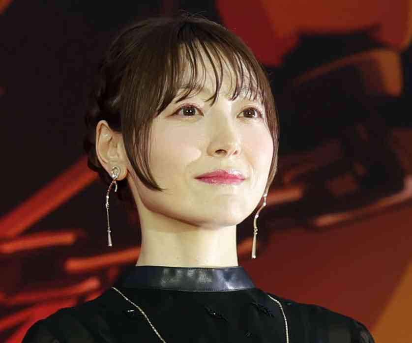 花澤香菜が離婚をラジオで改めて報告「第三者がいて、という話じゃなくて夫婦の問題」「幸せになるために」