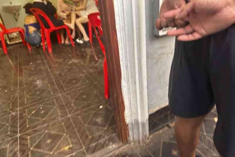 なぜ日本人の小児性愛者はラオスに向かうのか 　「10歳児」集めた部屋の異常【東南アジア少女買春の罪（上）】