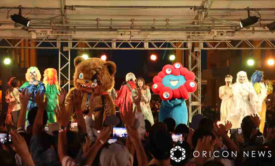 万博、ミャクミャク&ゾンビがダンスで”超熱狂” USJ×万博初本格コラボ 一日限りの『ハロウィーン・ホラー・ナイト』