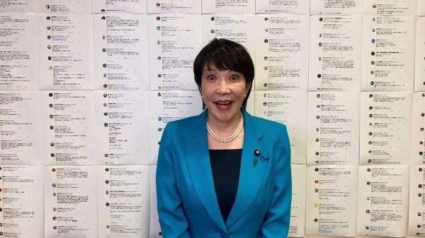 「日本のために政治家引退してくれ」若者層に人気の小泉進次郎　TikTok初投稿も…コメント欄大荒れのまさか