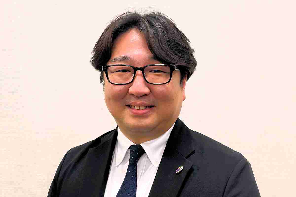 《15歳女子生徒にわいせつ》「普段から仲いいからやっちゃった」「エスカレートした」“やる気スイッチ”塾講師・石田親一容疑者が母親にしていた“トンデモ言い訳”｜NEWSポストセブン