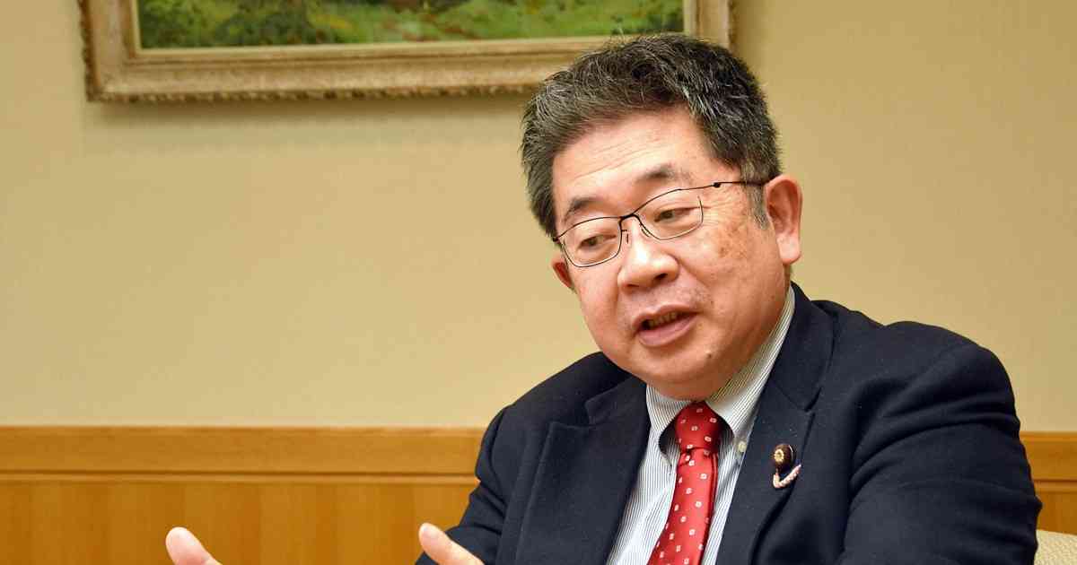 官房機密費1日307万円使い続けた菅氏 後年公表の仕組みを |  | 小池晃 | 毎日新聞「政治プレミア」