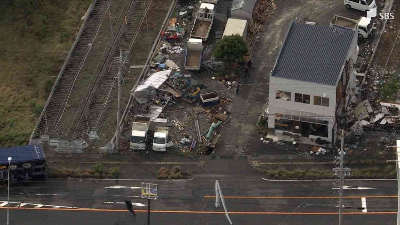 「強風で被害が」「車が横転した」家屋損壊や車の横転複数確認 けが人もいる模様＝静岡・牧之原市、吉田町