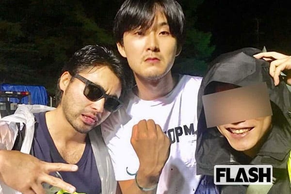 芸能界汚染の起点…“薬物逮捕” 兄弟と大物芸能人の親密写真を入手！山田孝之、松田龍平、石野卓球、ピエール瀧、浅野忠信も | Smart FLASH/スマフラ[光文社週刊誌]