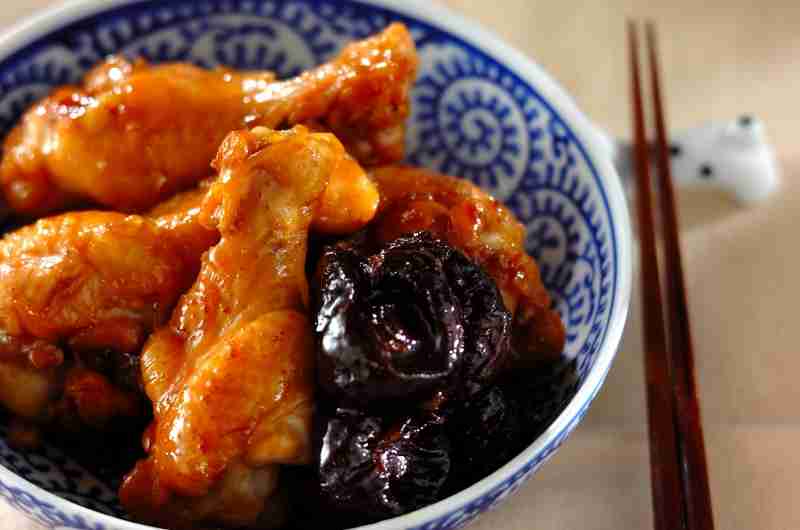 鶏手羽元のプルーン煮レシピ・作り方 - E・レシピ