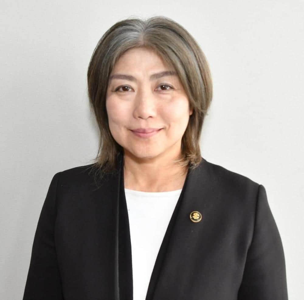 田久保市長、台風被害状況の視察を報告も...防災服自撮りが不評　「自撮りはいらんやろ」の声: J-CAST ニュース