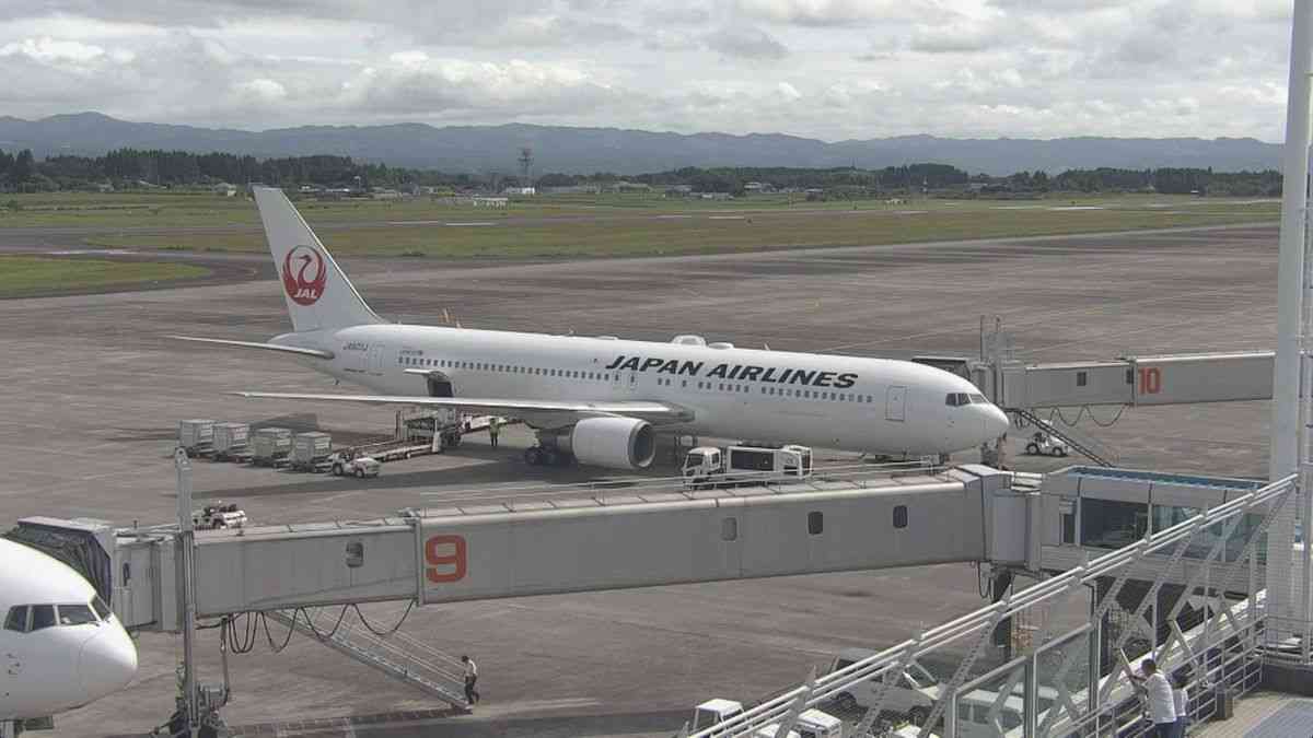 【速報】鹿児島発 羽田行きの日本航空の飛行機内で煙　乗客・乗員計245人が避難　離陸前に確認（2025年9月23日掲載）｜KYT NEWS NNN