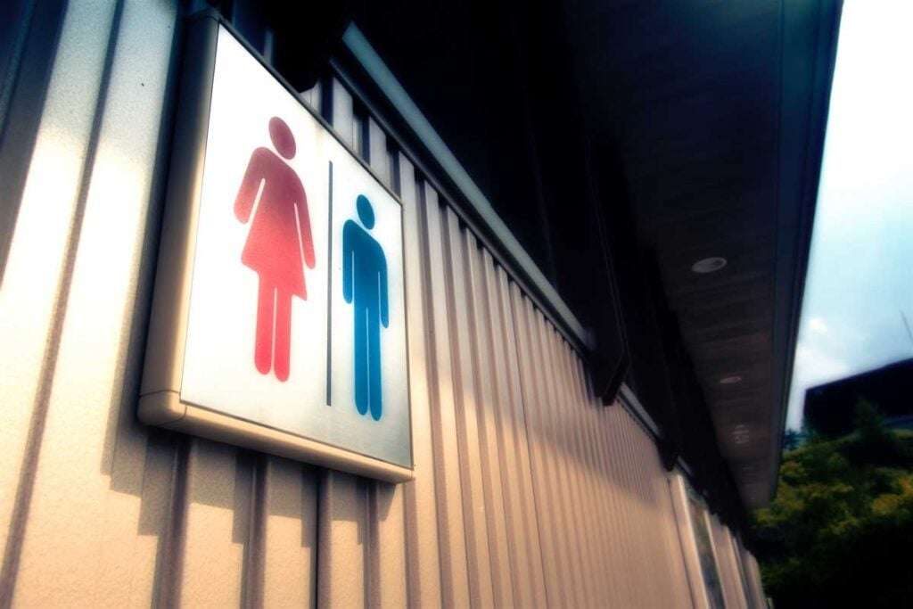 「何がイヤ、って女子トイレ入ったら便座が上がってる事…」 女性ゴルファーの叫びに共感の声殺到！ 求められる男性の意識改革 | ゴルフのニュース｜総合ゴルフ情報サイト