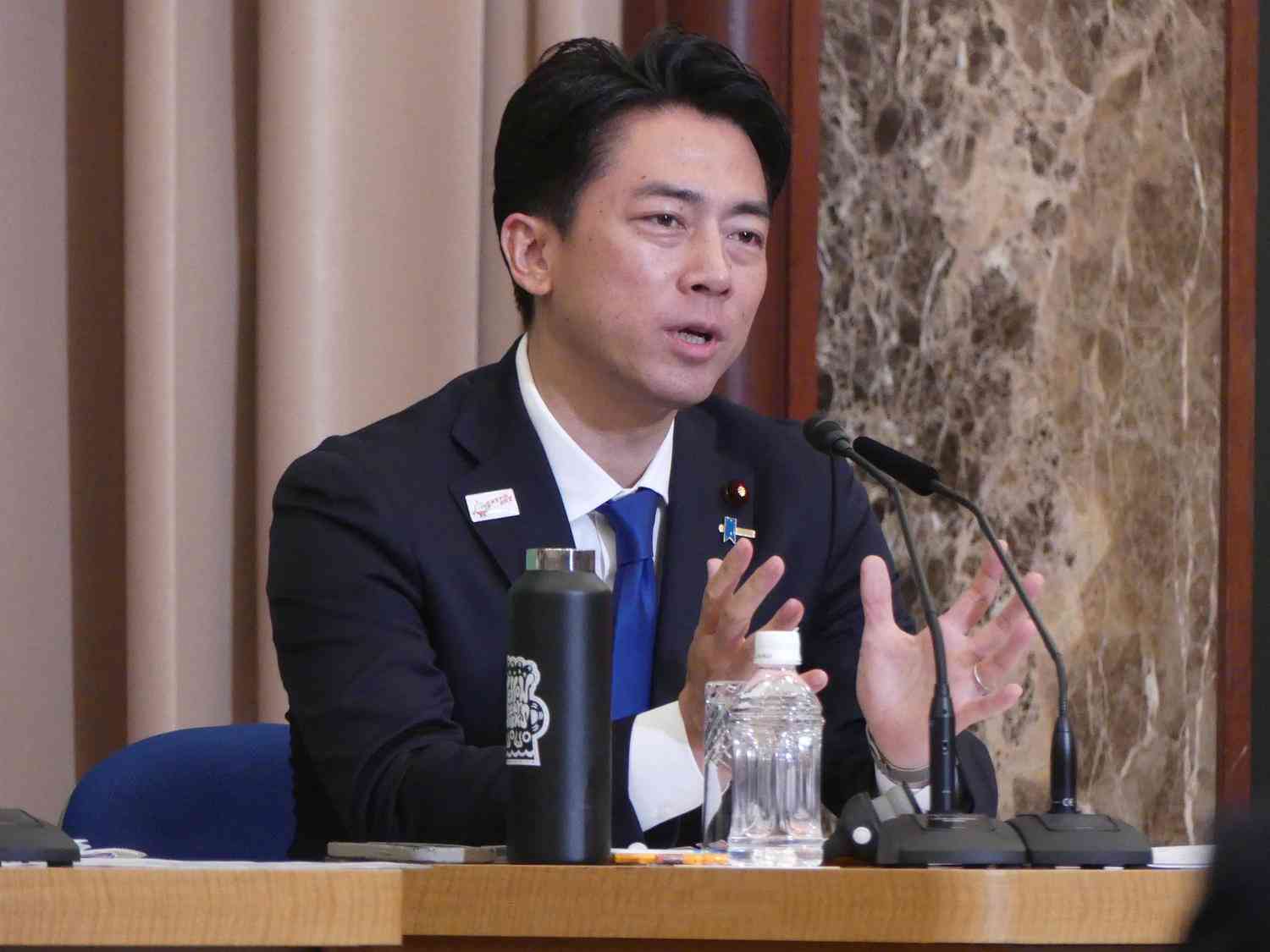 【総裁選】「党員数訂正」トレンド　小泉進次郎氏地元神奈川で800人超増でSNS「きな臭え」（日刊スポーツ） - Yahoo!ニュース