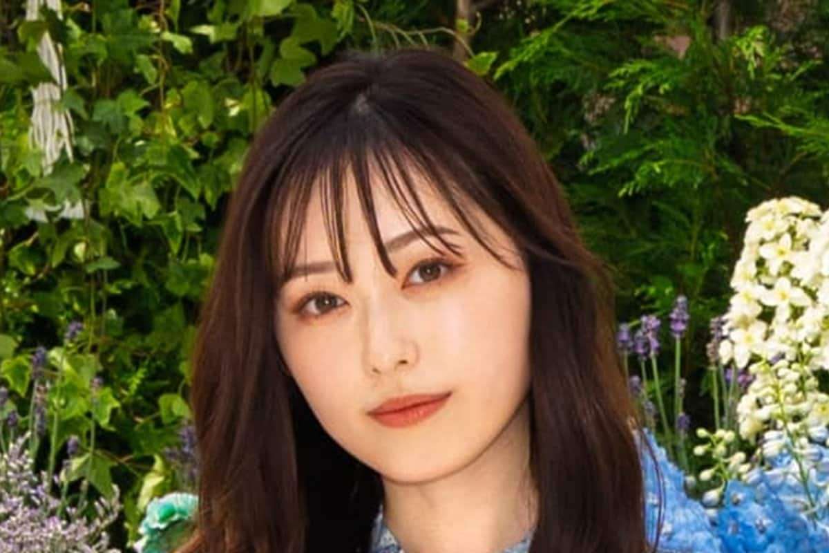 「まいんちゃんがもう、27歳かあ」福原遥が誕生日報告 ノースリ美貌ショットに「可愛すぎだよ」「国宝級笑顔」 テレビ業界の現状も解説 | LIMO | くらしとお金の経済メディア