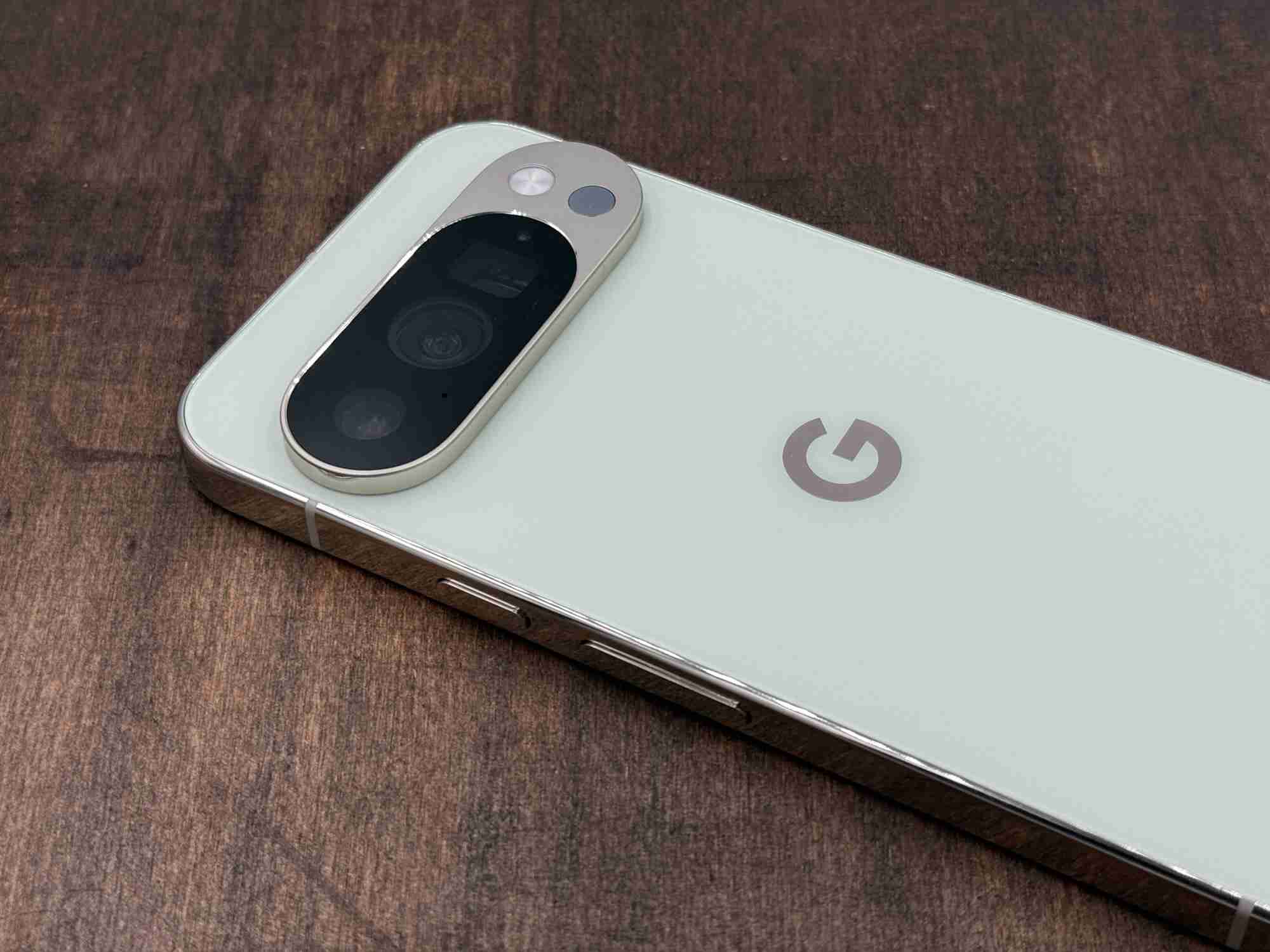 早くも13万円台。Googleの最新スマホ「Pixel 10 Pro」が中古市場で安く買える背景とは - はやぽんログ！