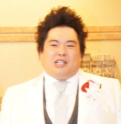 へずまりゅう氏「警察官5人に囲まれました」と緊迫事態を報告「ボディチェックまで…」 - 社会 : 日刊スポーツ