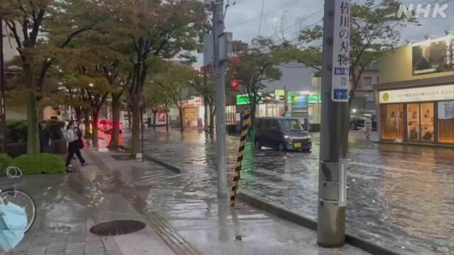 関東甲信や北陸などで激しい雨 新潟駅周辺では道路冠水