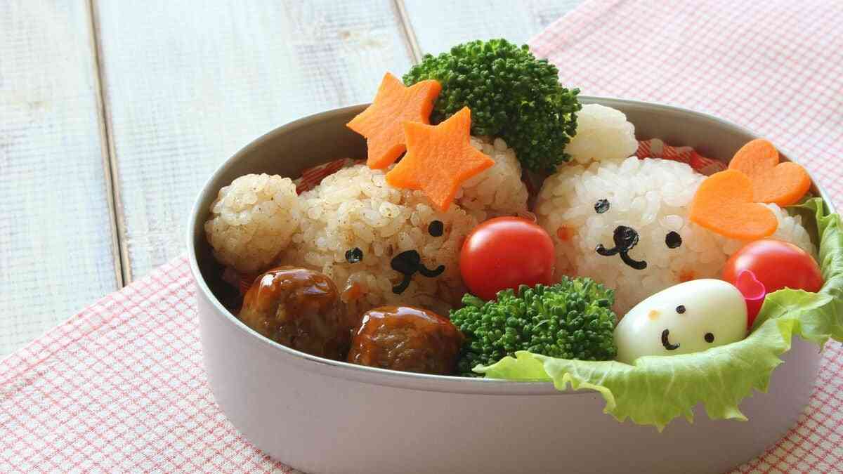 SNSの｢キャラ弁自慢｣が少子化を招く毒になる…若者を結婚から遠ざける｢高すぎる