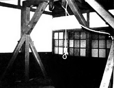 「絞首刑」は人間の尊厳を損なう「残虐な刑罰」か否か　死刑囚3人が国を訴えた裁判が今月結審　判決は来年1月　刑場などに関する具体的な証拠調べは行われず…　“ブラックボックス”の日本の死刑執行