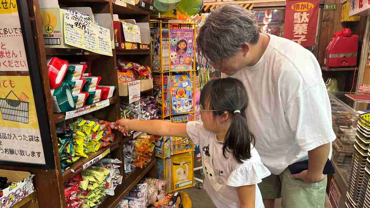 「現金を使えない子が増えた」“新潟唯一の問屋”を継いだ駄菓子屋店主が日々感じる“現代の子ども”と時代を超えて続く“小さな社会”　新潟市秋葉区 | 新潟のニュース・天気｜BSN NEWS｜BSN新潟放送