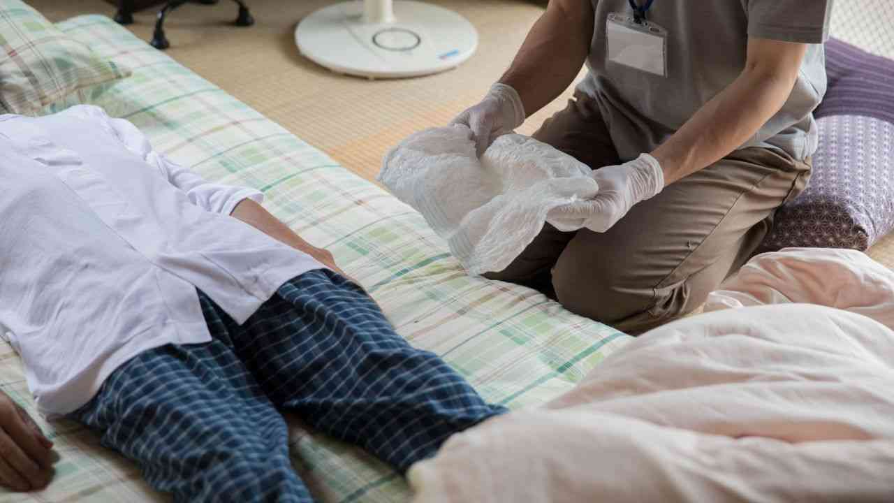 父さんを見捨てるのか？…年金月17万円の80歳男性、55歳長女から「特養入居」を打診されるも拒否→1年後、娘に心から謝罪したワケ【FPの助言】（THE GOLD ONLINE（ゴールドオンライン）） - Yahoo!ニュース