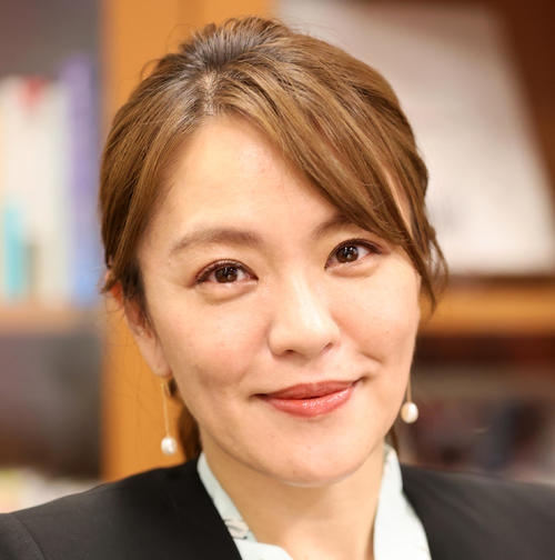 今井絵理子氏への批判にパートナーが反論「今井氏が立案し成立している法律もあります」 - 政治 : 日刊スポーツ