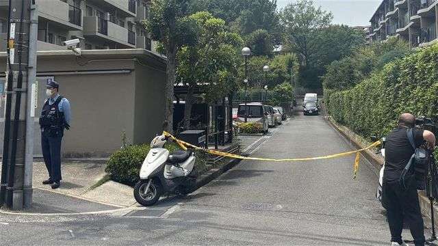 【速報】住宅に母と娘2人の遺体…切りつけ首絞めて殺害、無理心中か　父親を容疑者死亡のまま書類送検　大阪・吹田市（読売テレビ） - Yahoo!ニュース