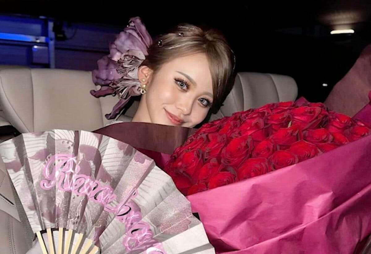 総額3億円以上！千葉の不動産王の娘、15台の高級車が並ぶ自宅駐車場を公開 | バラエティ | ABEMA TIMES | アベマタイムズ