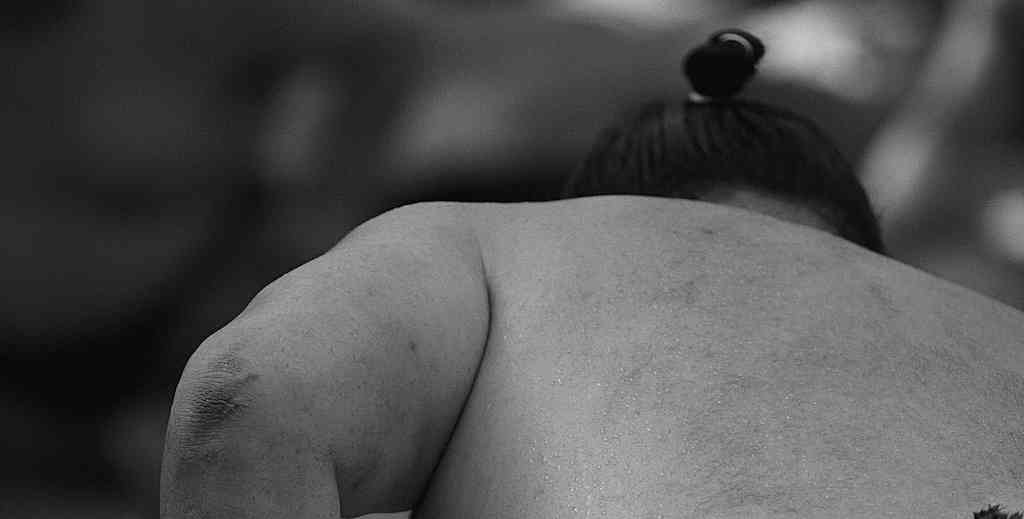 女性に性的暴行加え現金奪ったとして逮捕された元力士でロシア人の男性ら2人、不起訴処分 | S