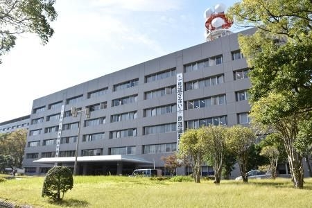 わいせつ罪起訴の警部、自殺か　福岡拘置所内、死亡で責任問えず：東京新聞デジタル
