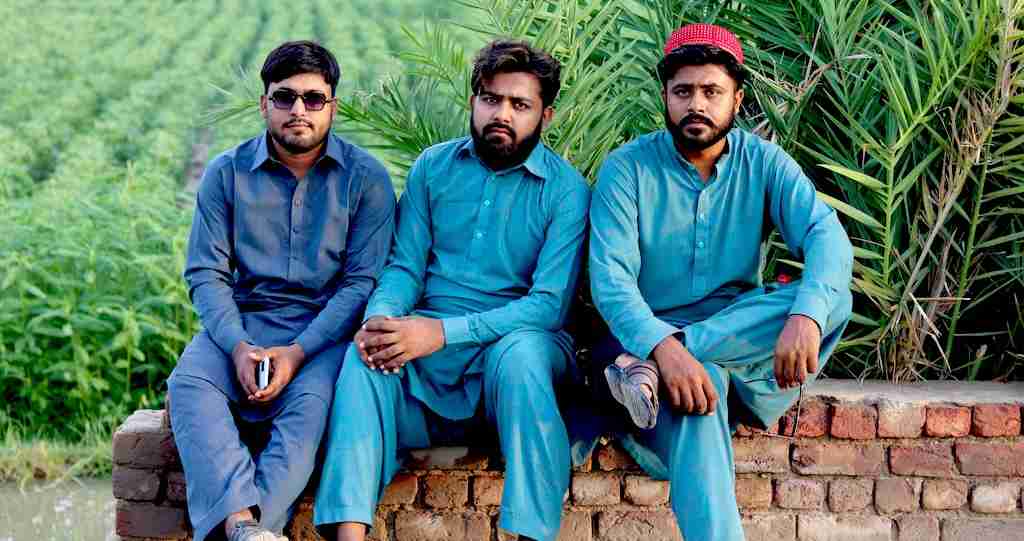 【動画】「日本人は帰れ!」YouTuber、パキスタン人に取り囲まれる… 北海道江別市の現状「まさにスラムとはこのこと。江別市は何をしているのか?」 | S