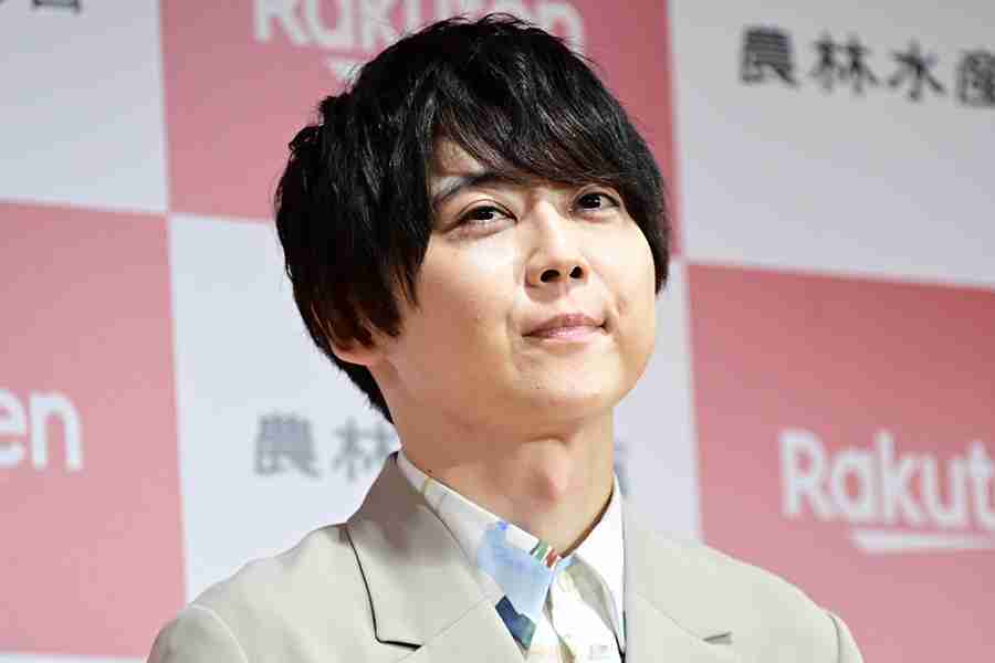 『進撃の巨人』イケメン原作者にネット騒然、梶裕貴「諫山先生と…」報告に「普通に俳優さんかと」 | ENCOUNT