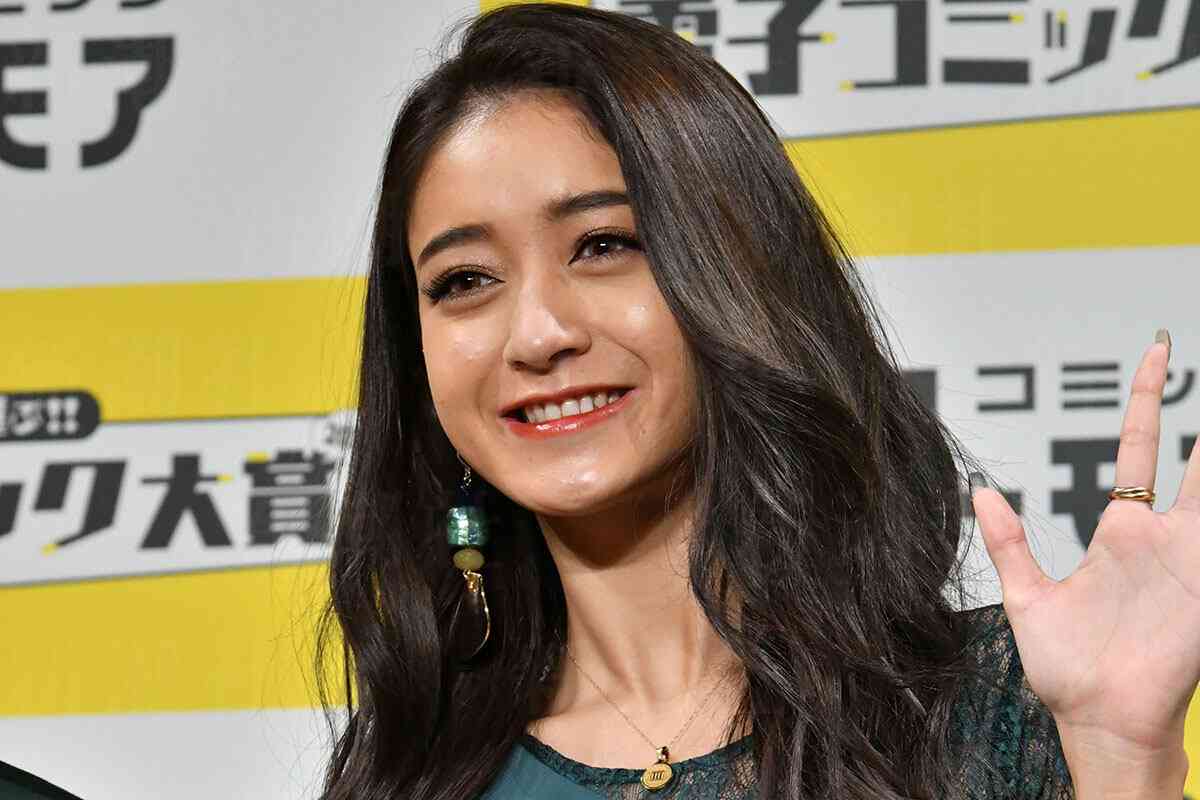 「おじさんたたき」はもうバラエティーで笑えない？　みちょぱにみりちゃむ…　ギャルタレントの発言が炎上しやすくなった理由とは | デイリー新潮